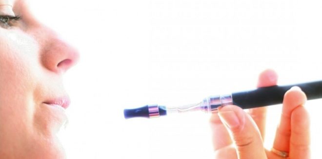 La cigarette électronique, une alternative efficace au tabagisme